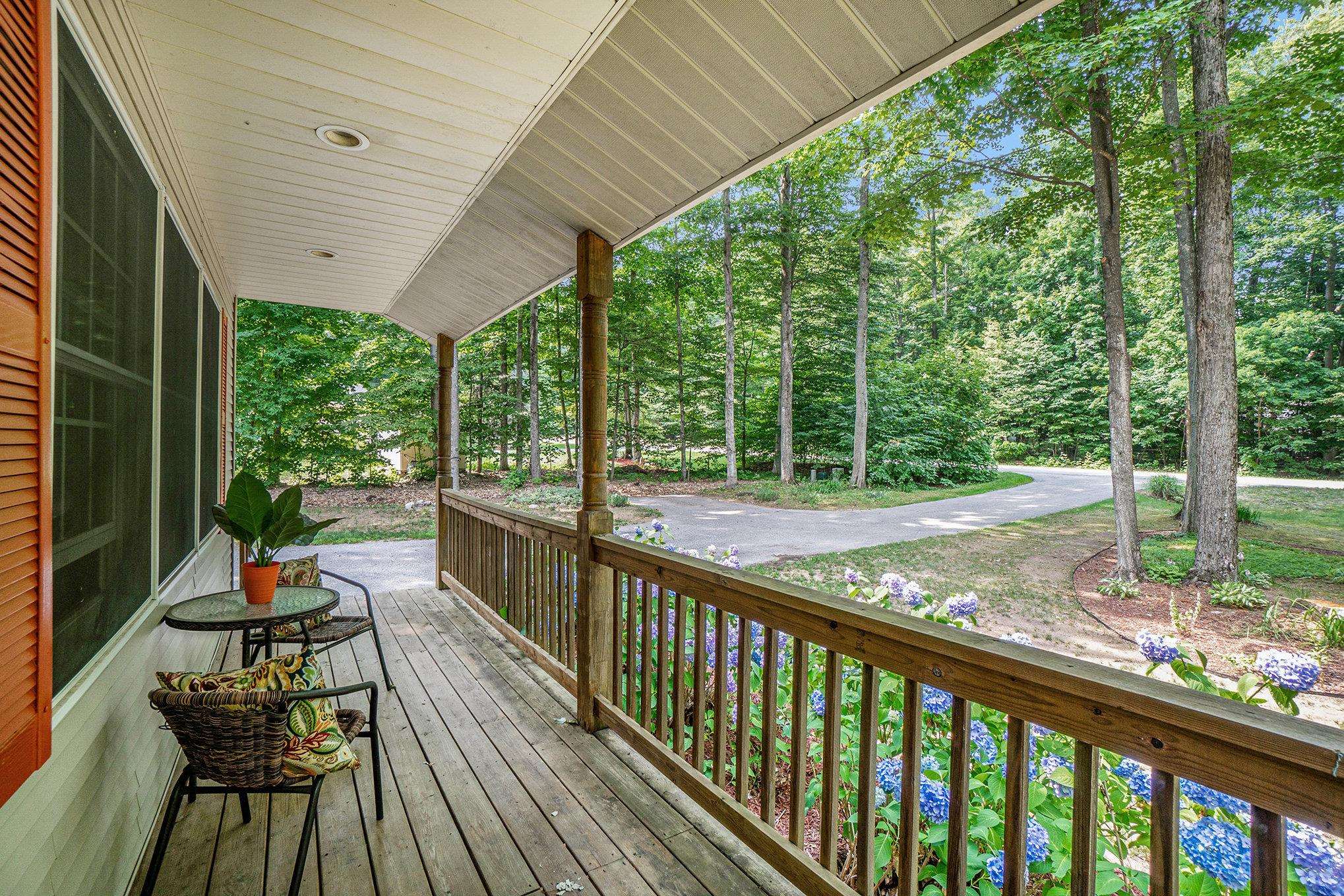 19199 Ridgeview Lane Lake Ann, MI 49650 - Photo 2 of 27 Gallery Image 2