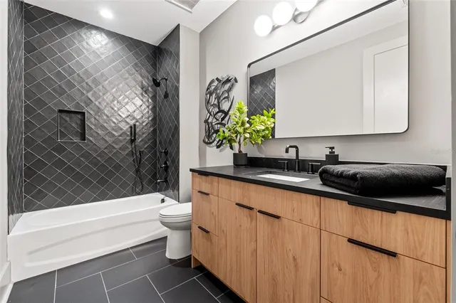 $14,500 | 807 West Park Avenue, Tampa, FL 33602