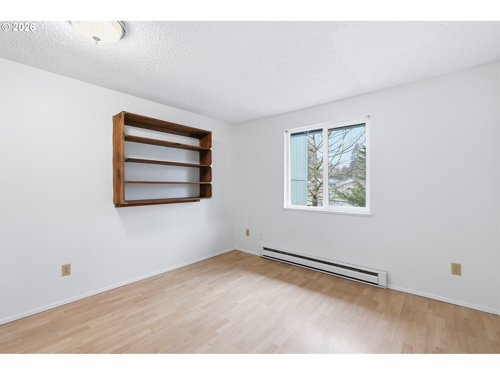 10000 Southwest Hall Boulevard, Unit 4 Portland, OR 97223 - Photo 16 of 24 Primary Bedroom