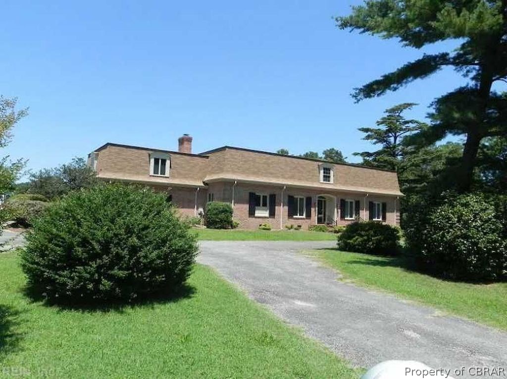 1786 Tyndall Point Road Gloucester Point, VA 23062 - Photo 1 of 33 FRONT