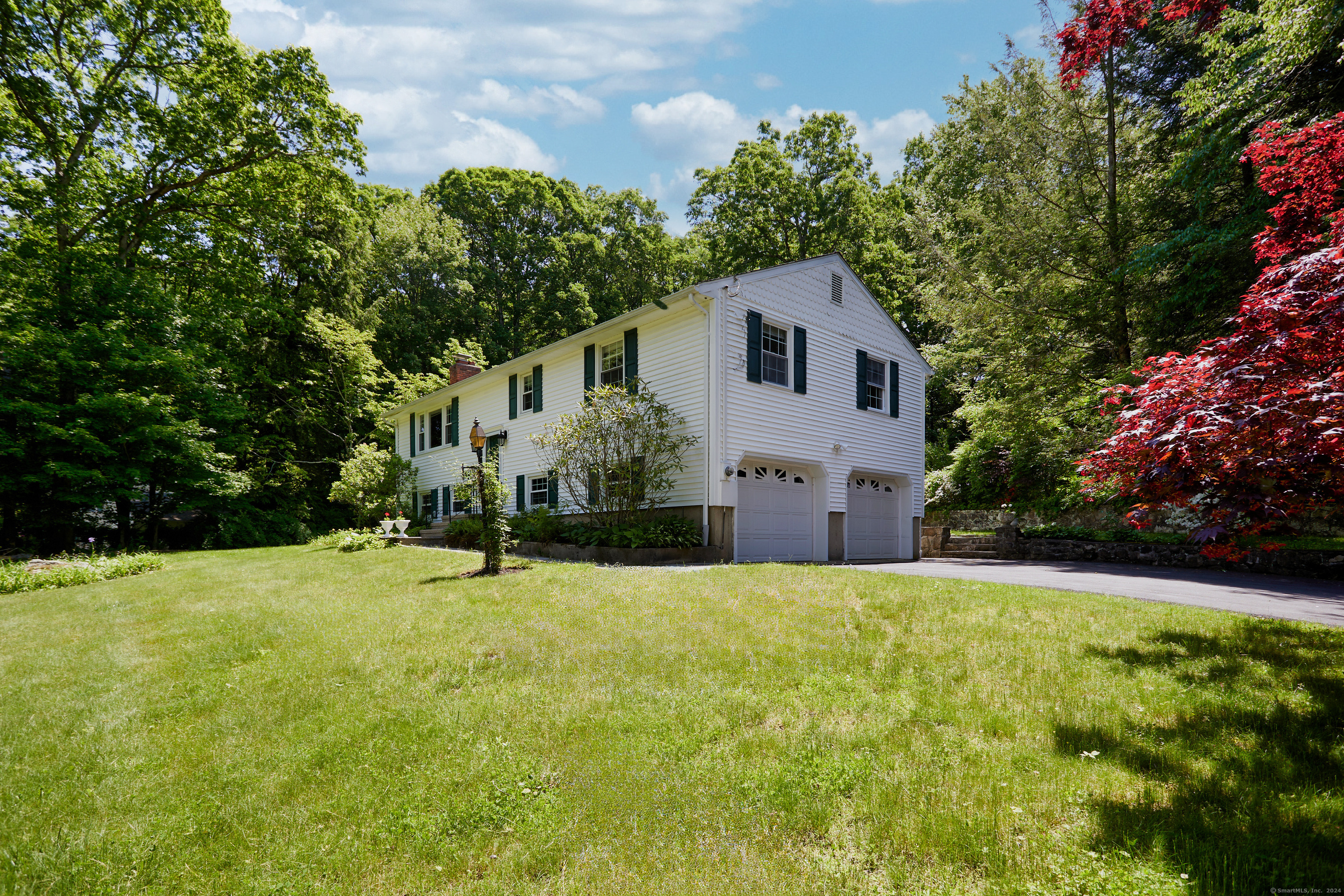 23 Old Lantern Road Danbury, CT 06810 - Photo 1 of 1 a house view with a garden space