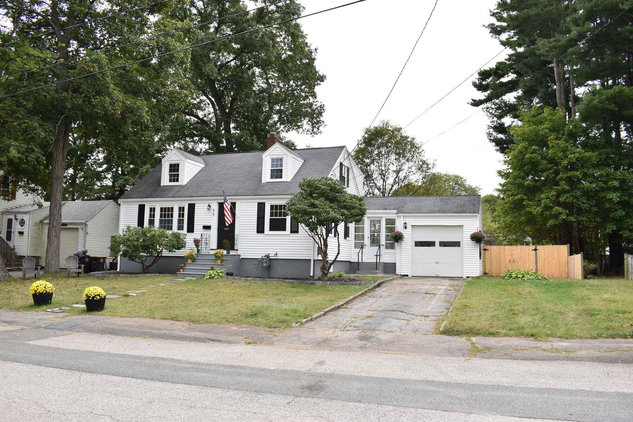 65 Thomas Road Weymouth, MA 02190 - Photo 1 of 29 Gallery Image 1