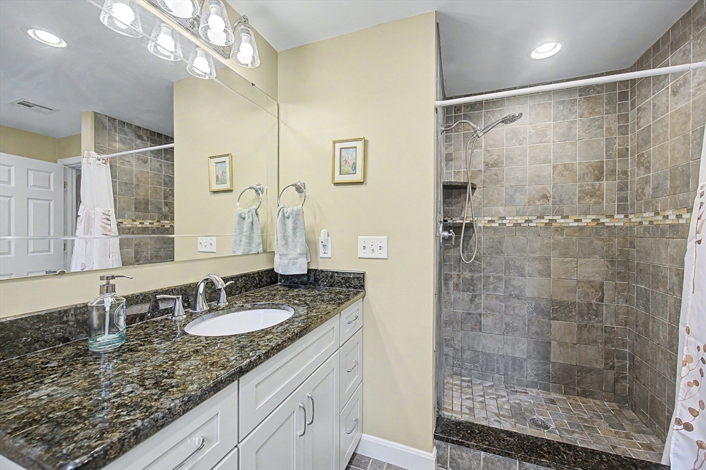 8 Pheasant Hill Road Hopkinton, MA 01748 - Photo 25 of 42