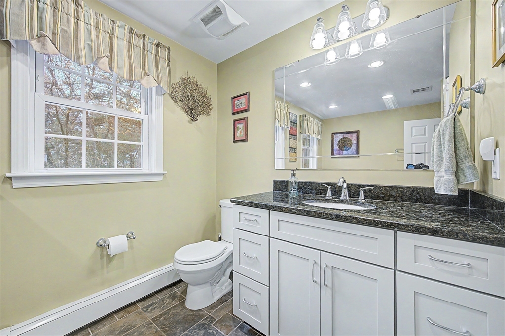 8 Pheasant Hill Road Hopkinton, MA 01748 - Photo 26 of 42