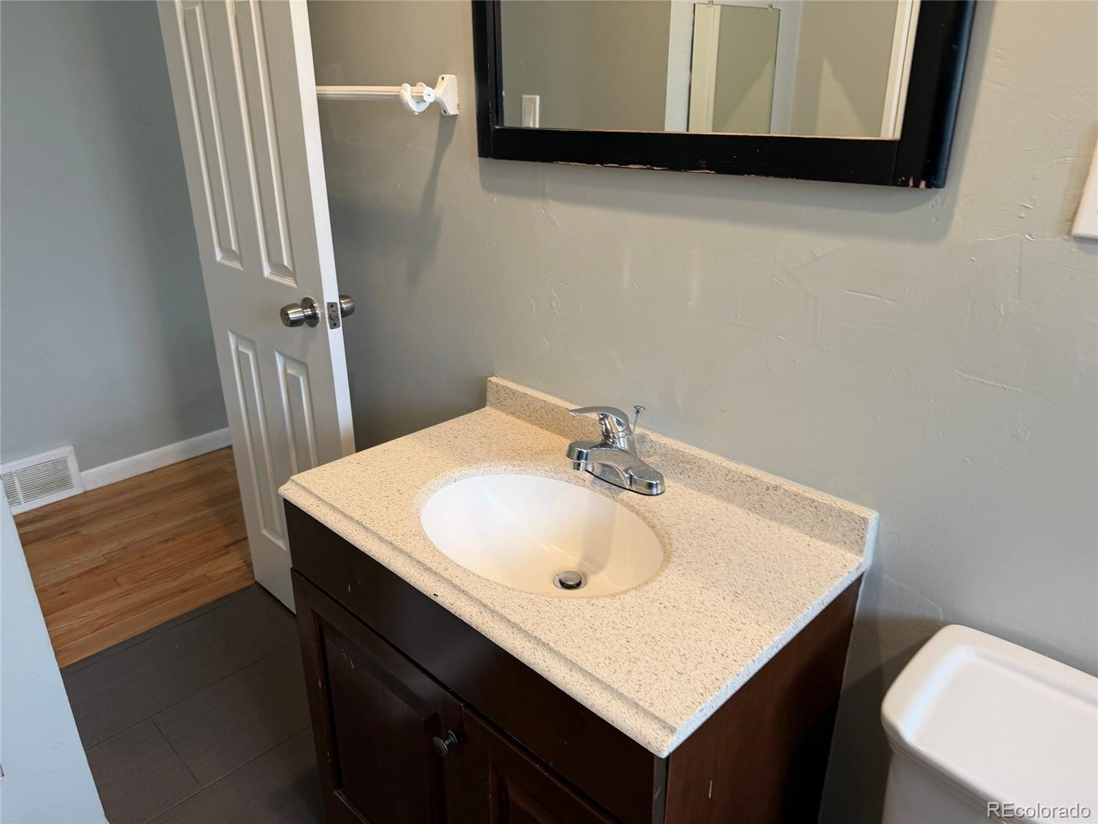 3124 Quari Street Aurora, CO 80011 - Photo 20 of 28