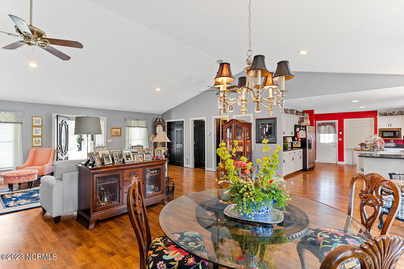 5700 Myrtle Grove Road Wilmington, NC 28409 - Photo 11 of 39 010_5700_myrtle_grove_rd-10