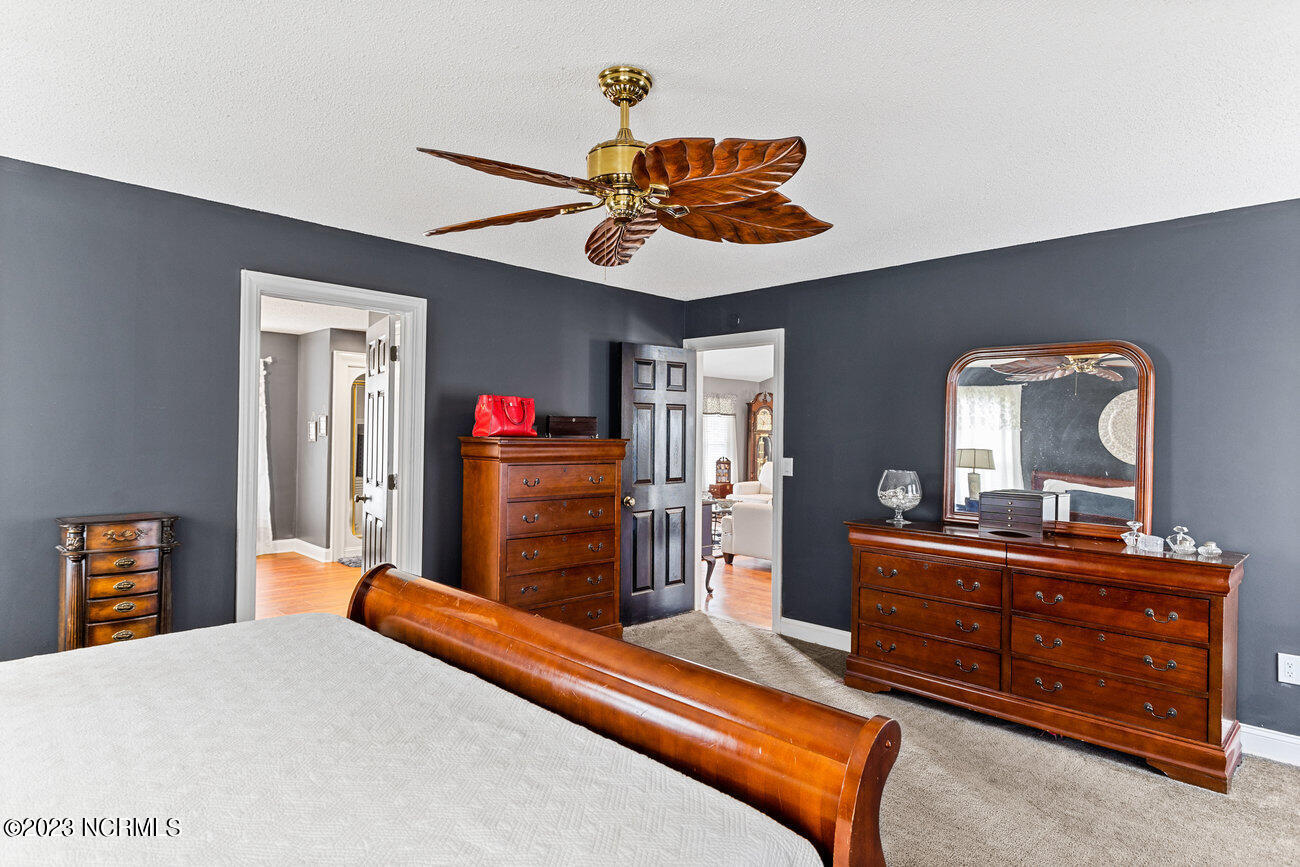 5700 Myrtle Grove Road Wilmington, NC 28409 - Photo 16 of 39 015_5700_myrtle_grove_rd-15