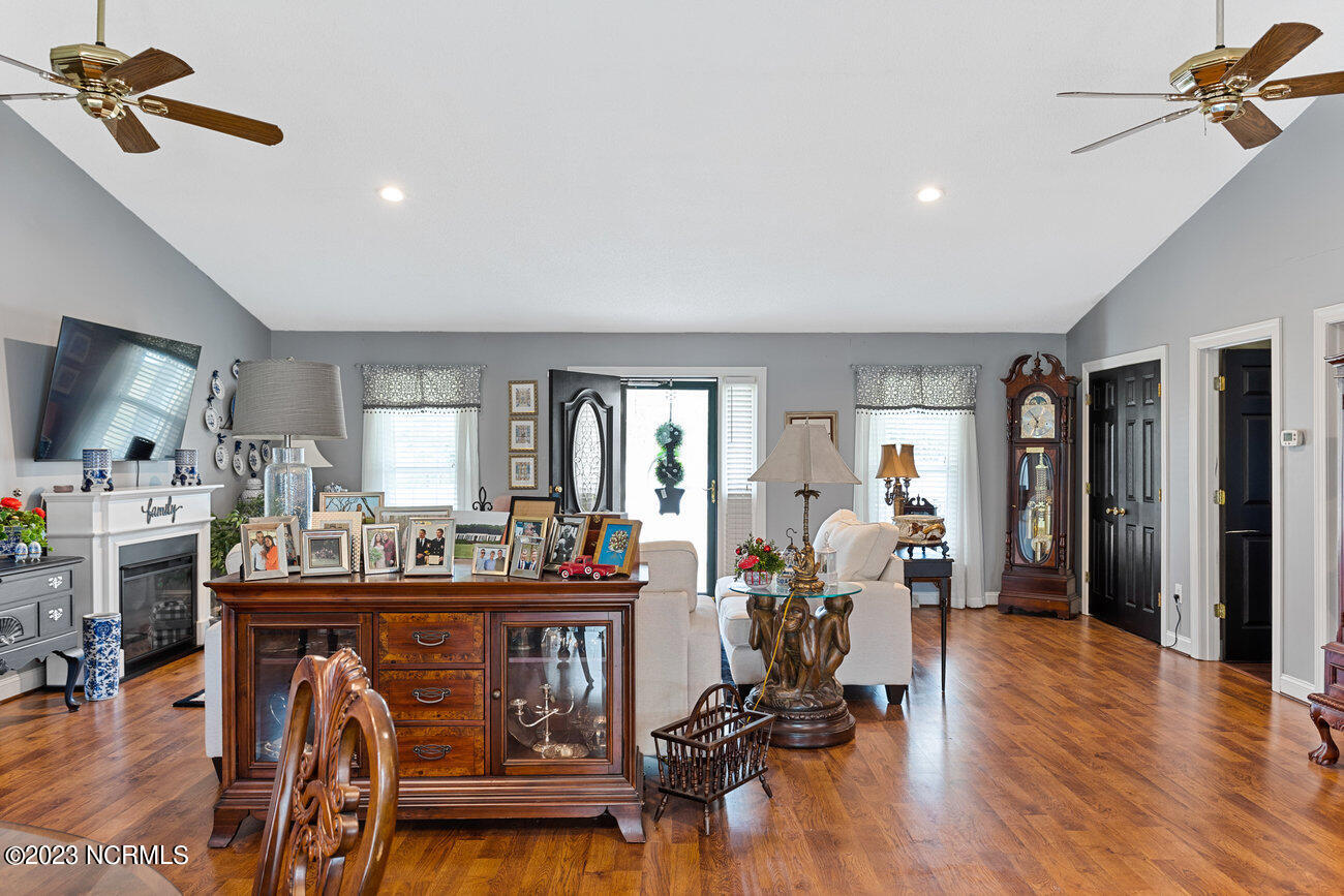 5700 Myrtle Grove Road Wilmington, NC 28409 - Photo 10 of 39 009_5700_myrtle_grove_rd-9