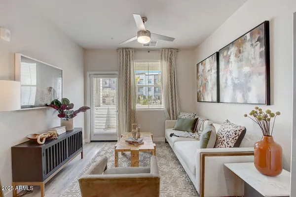 $1,350 | 28201 North Black Canyon Highway, Unit A2, Phoenix, AZ 85085