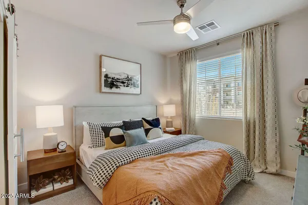 $1,350 | 28201 North Black Canyon Highway, Unit A2, Phoenix, AZ 85085