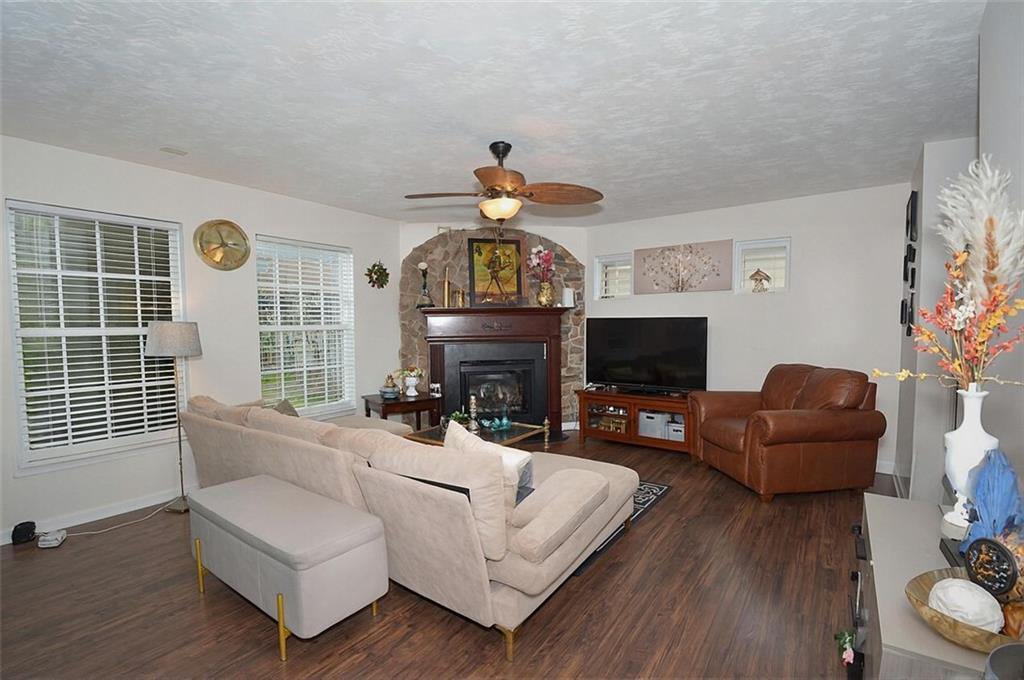 5 Granite Court Dallas, GA 30132 - Photo 3 of 21