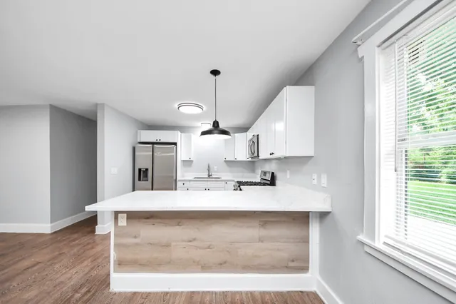 $1,600 | 5738 Kenilwood Drive, Houston, TX 77033