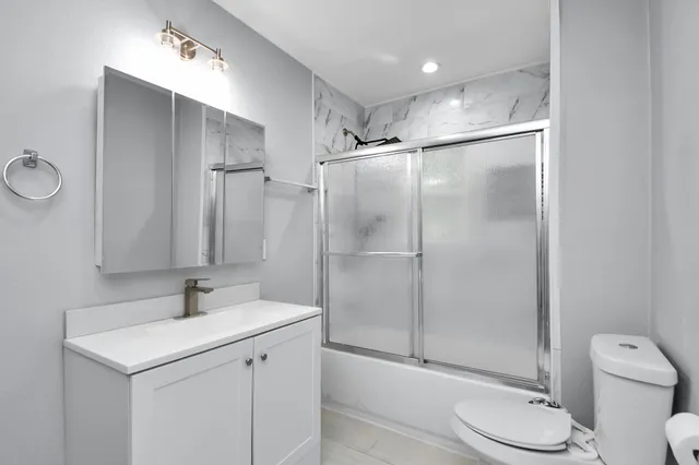 $1,600 | 5738 Kenilwood Drive, Houston, TX 77033