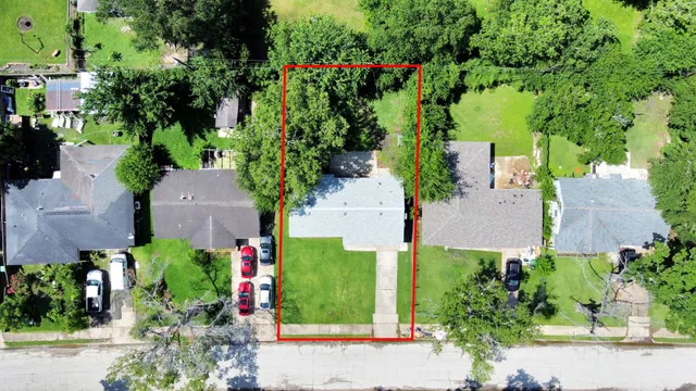 $1,600 | 5738 Kenilwood Drive, Houston, TX 77033