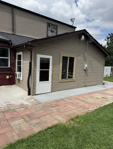 $1,300 | 83 Road, Unit G, Bensenville, IL 60106