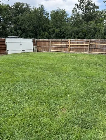 $1,300 | 83 Road, Unit G, Bensenville, IL 60106