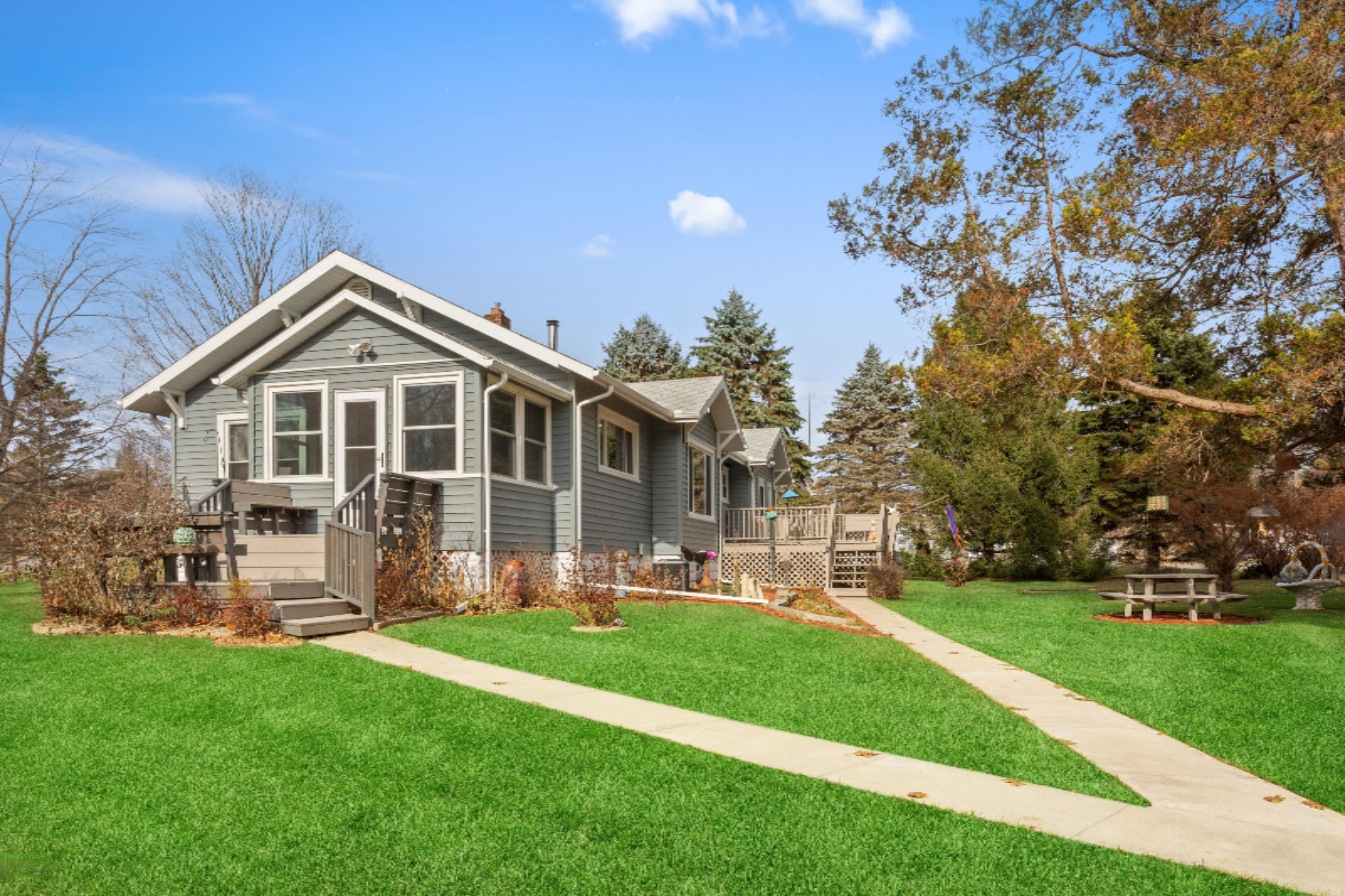 8722 West East Road Lakeside, MI 49128 - Photo 5 of 23 15_8722EastRd_59001_RearView_HiRes