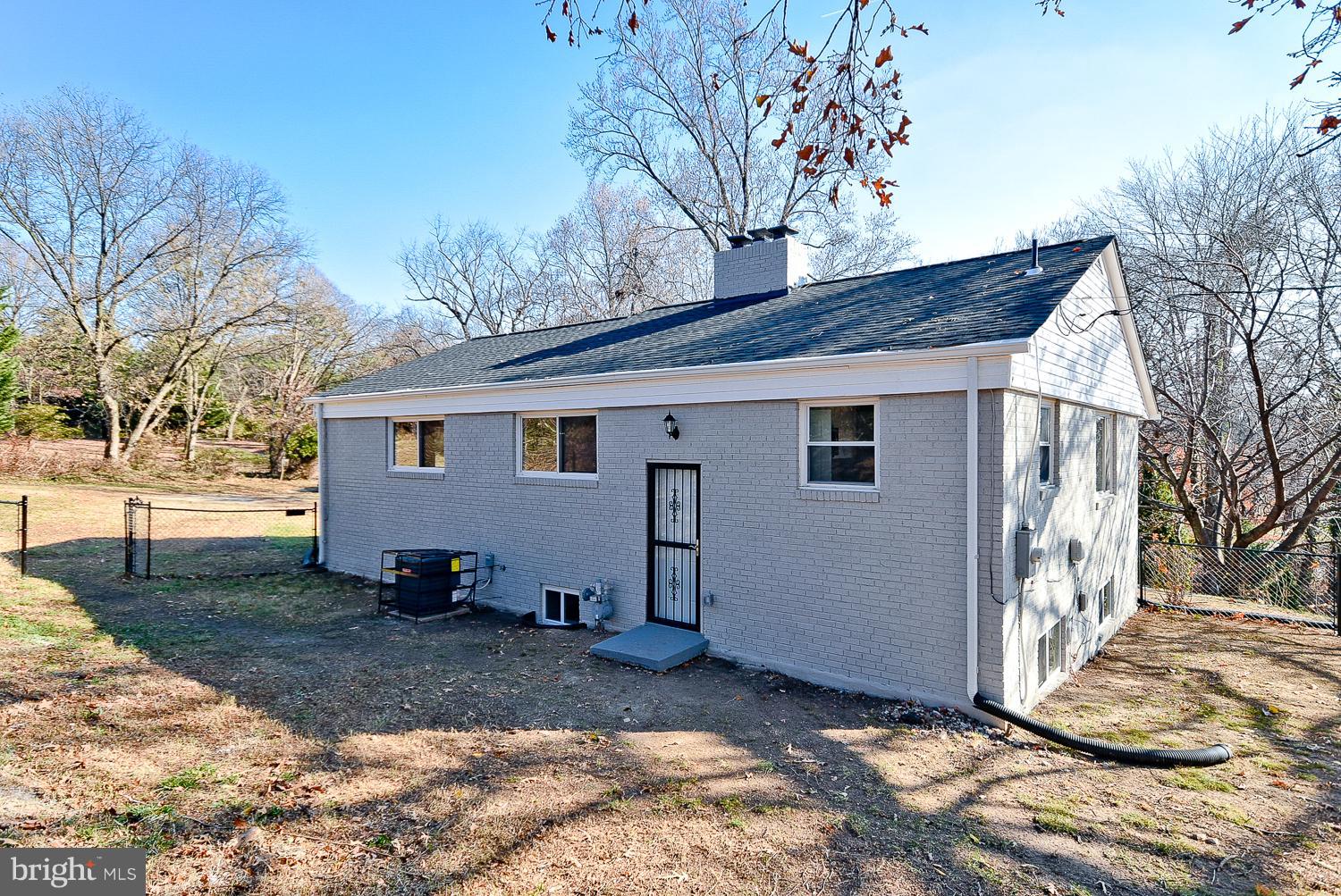 5200 Suitland Road Suitland, MD 20746 - Photo 25 of 29 Exterior (Rear)