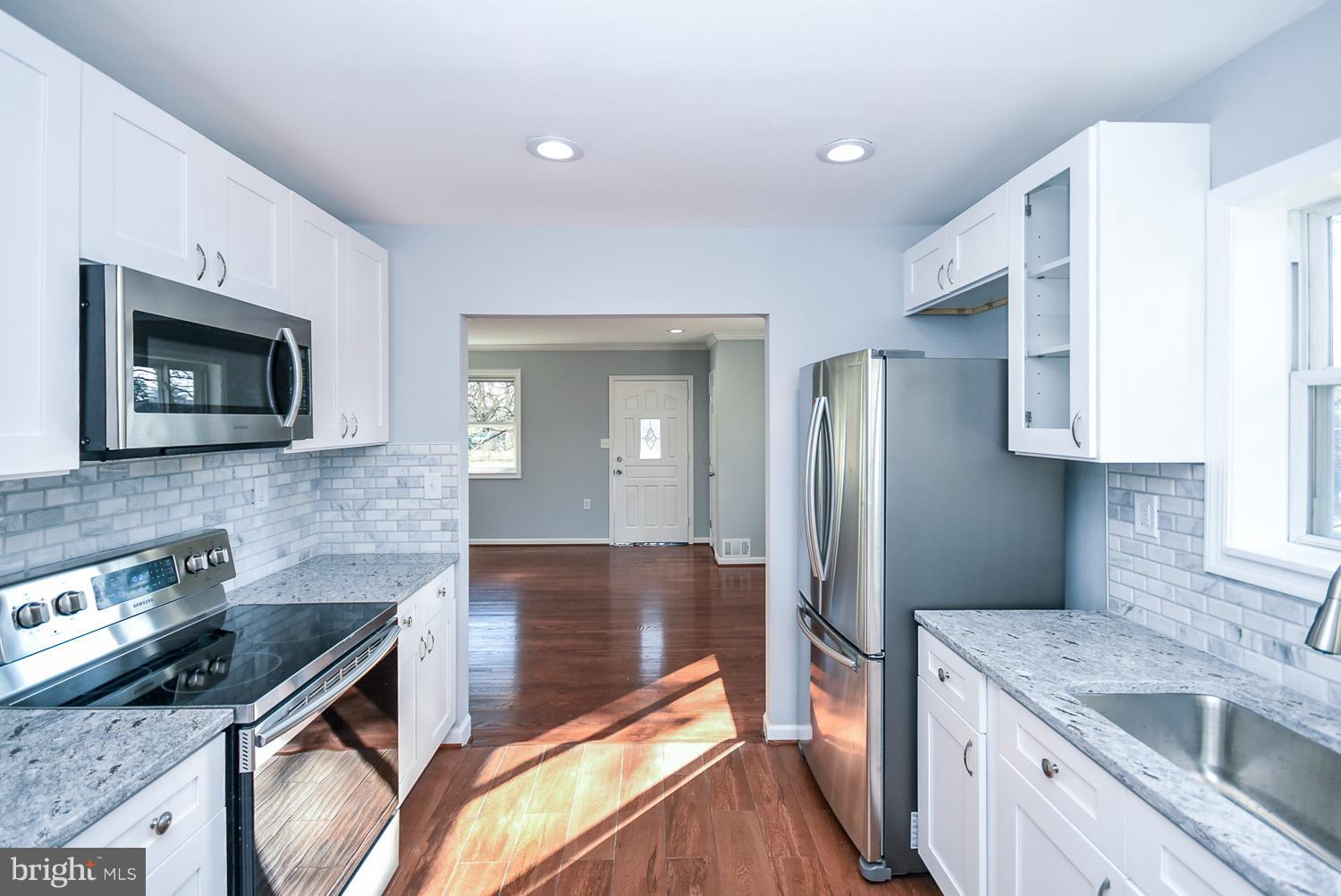 5200 Suitland Road Suitland, MD 20746 - Photo 7 of 29 Kitchen