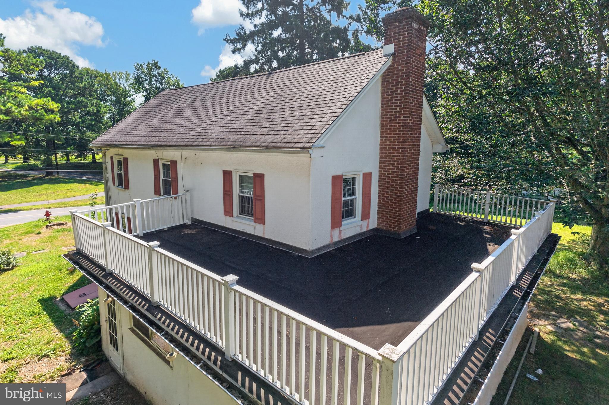 470 Rosehill Road West Grove, PA 19390 - Photo 5 of 58 deck on Main house