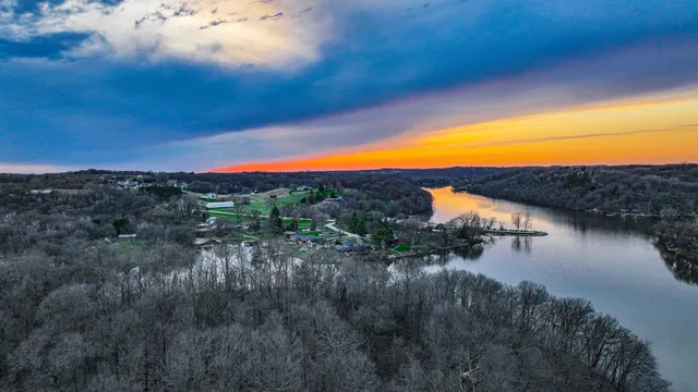 $750,000 | 2 White Bridge Road Northeast, Rochester, MN 55906