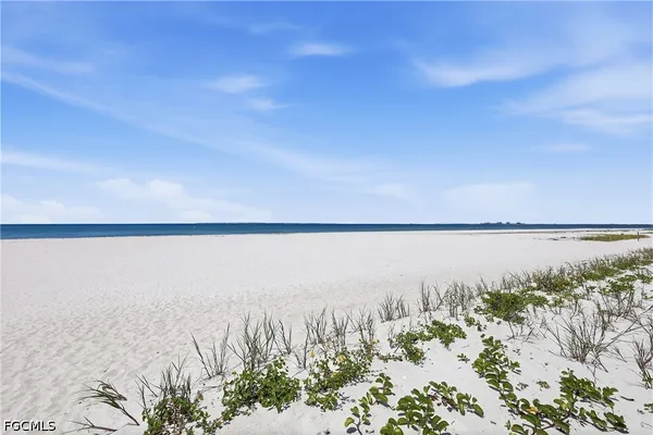 $549,000 | 100 Estero Boulevard, Unit 434, Fort Myers Beach, FL 33931