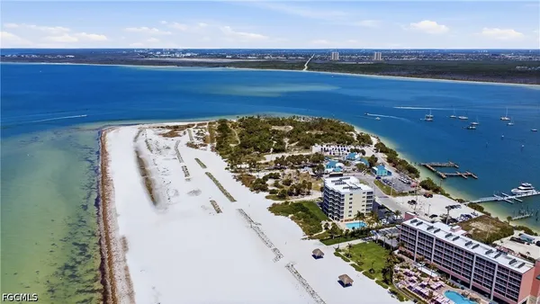 $549,000 | 100 Estero Boulevard, Unit 434, Fort Myers Beach, FL 33931