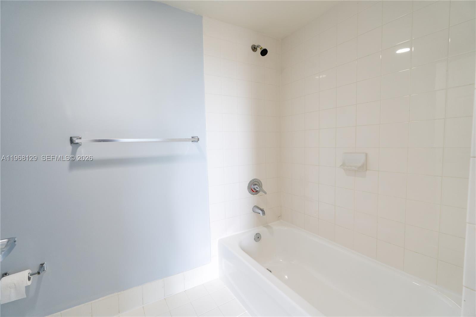 816 Northwest 11th Street, Unit 1006 Miami, FL 33136 - Photo 11 of 34