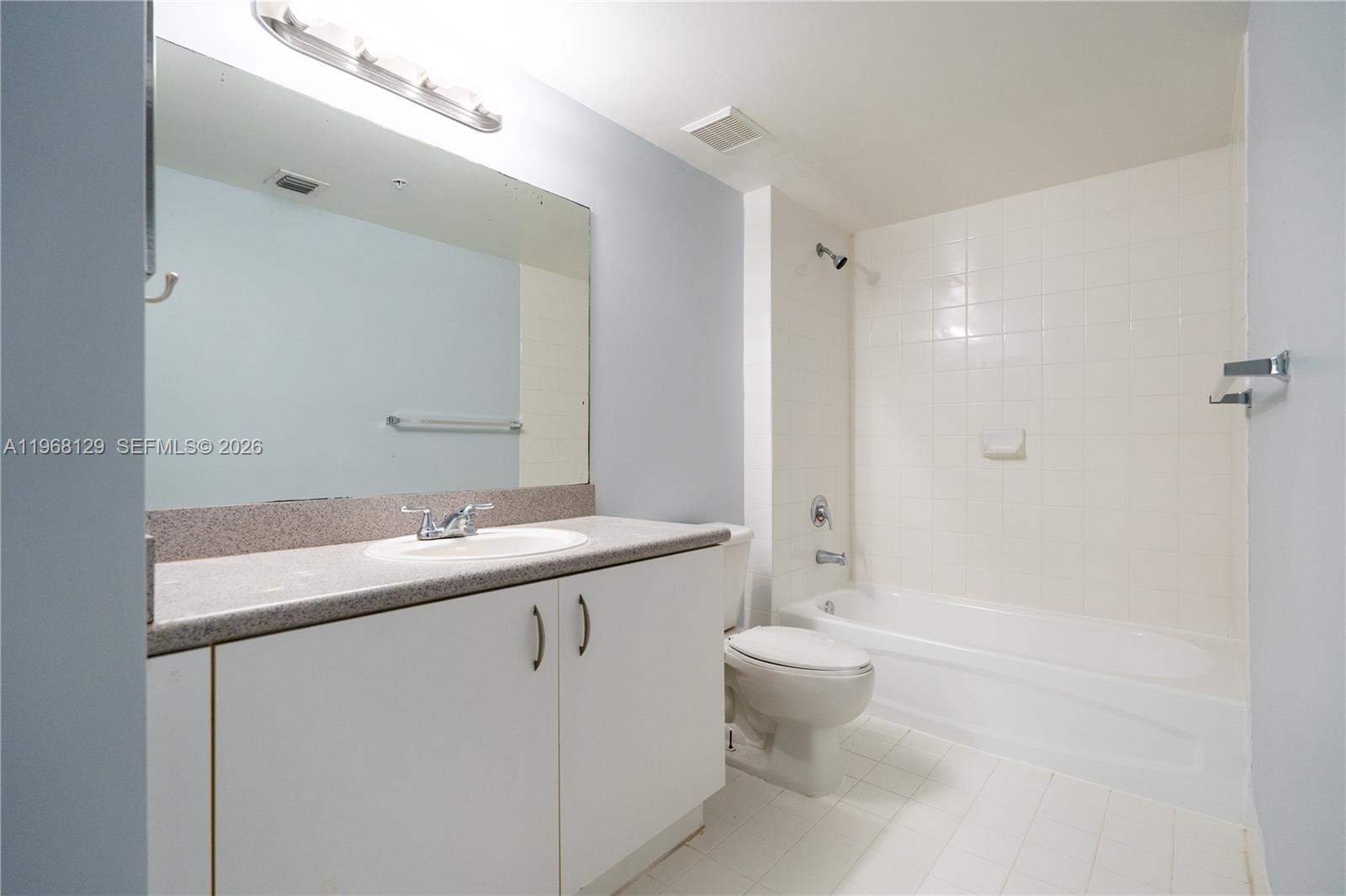 816 Northwest 11th Street, Unit 1006 Miami, FL 33136 - Photo 27 of 34