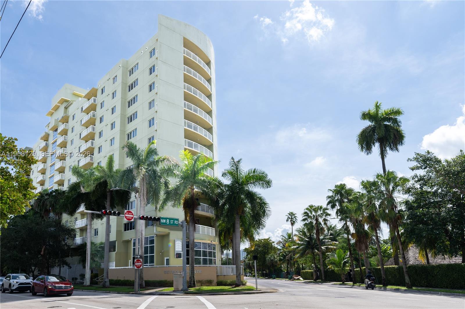 816 Northwest 11th Street, Unit 1006 Miami, FL 33136 - Photo 31 of 34