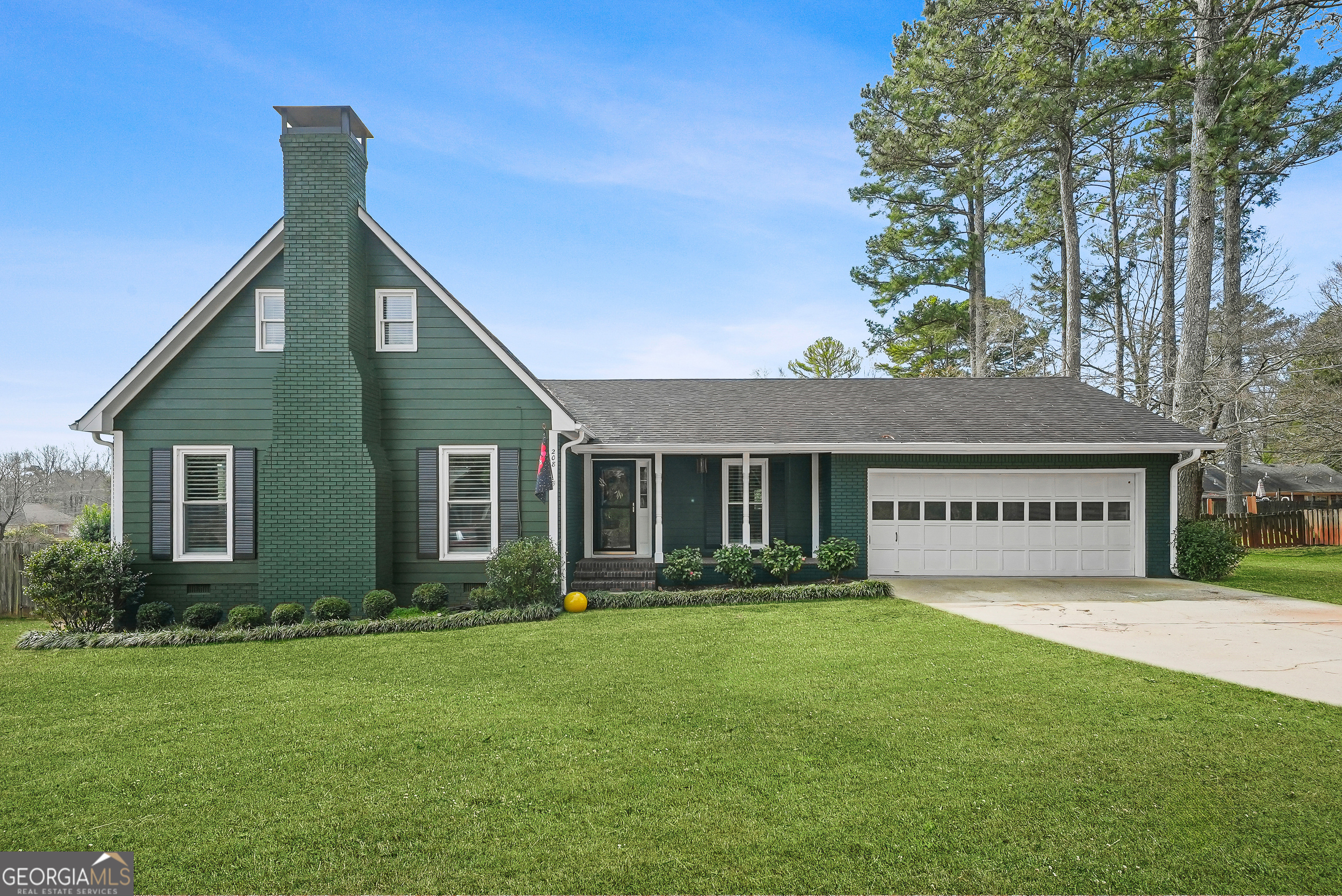 208 Larcom Lane Griffin, GA 30224 - Photo 1 of 46