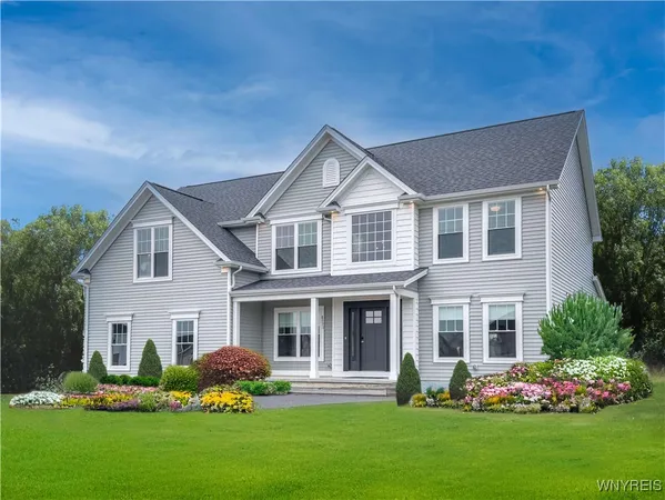 $999,900 | 8931 Country Club Lane, Clarence, NY 14031