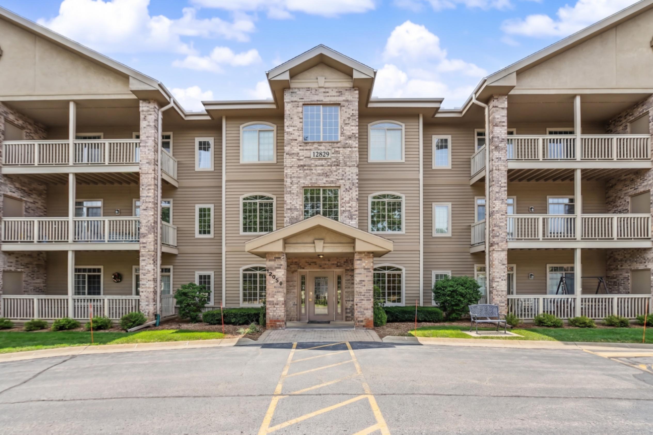 13050 West Bluemound Road, Unit 203 Elm Grove, WI 53122 - Photo 20 of 24 1 (4)