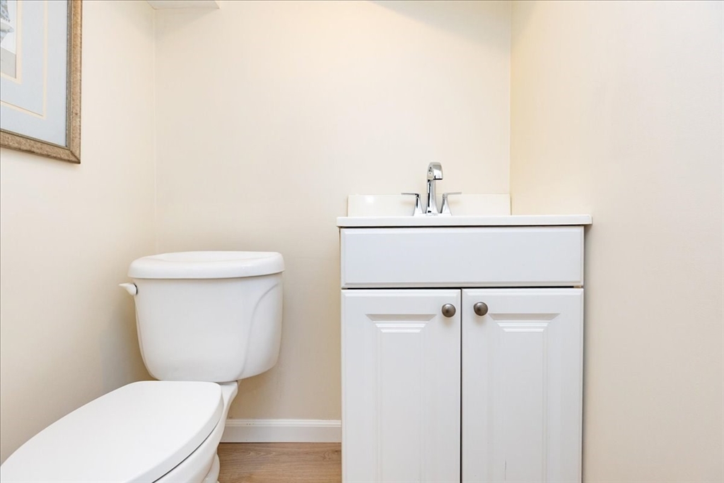 47 Cherry Street Newton, MA 02465 - Photo 26 of 41