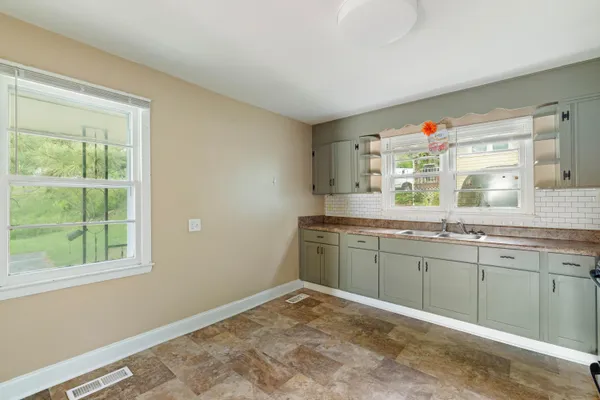 $150,000 | 303 Cave Street, Rossville, GA 30741