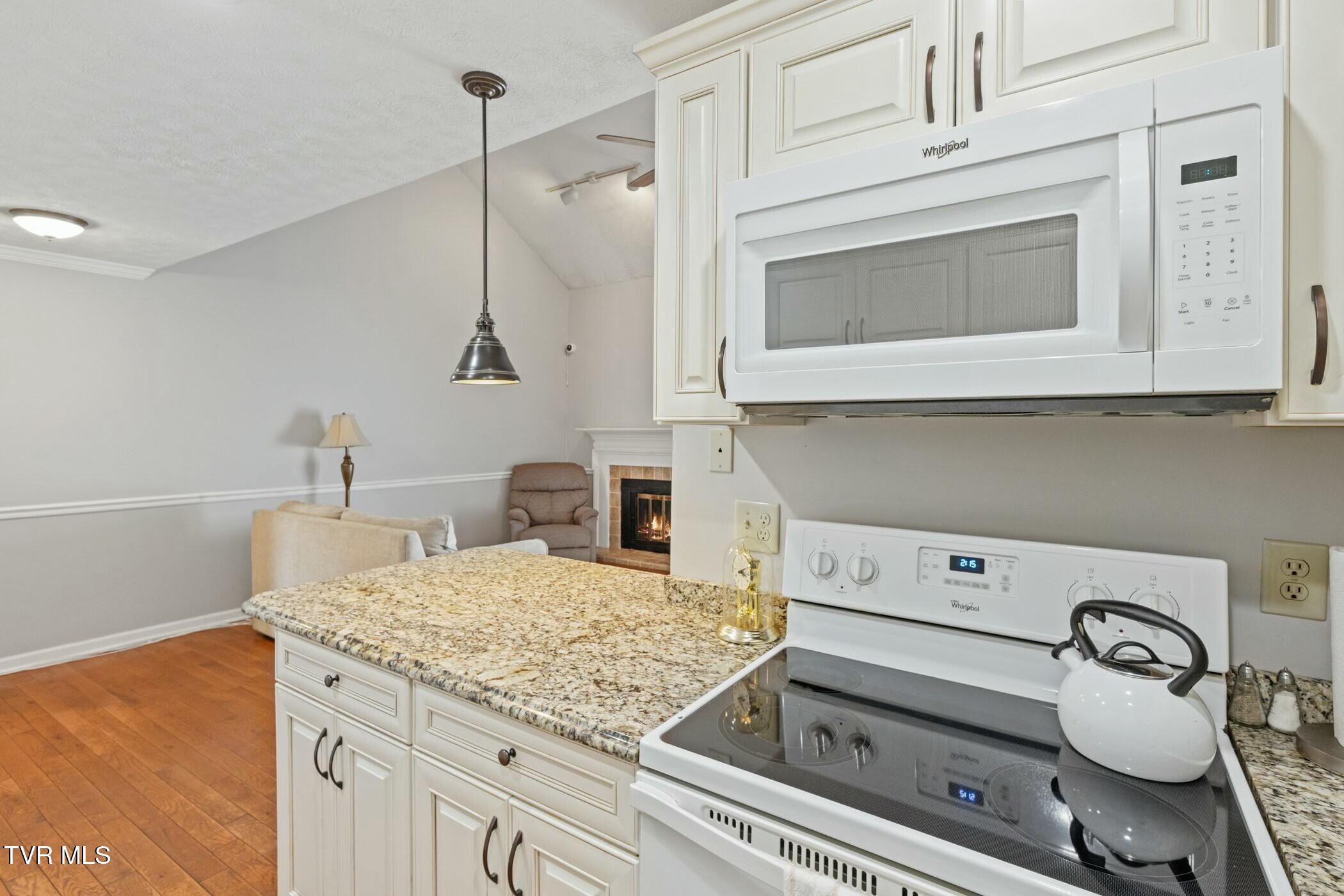 1222 Konnarock Road, Unit 1222 Kingsport, TN 37664 - Photo 3 of 21 tempImageepSA8A