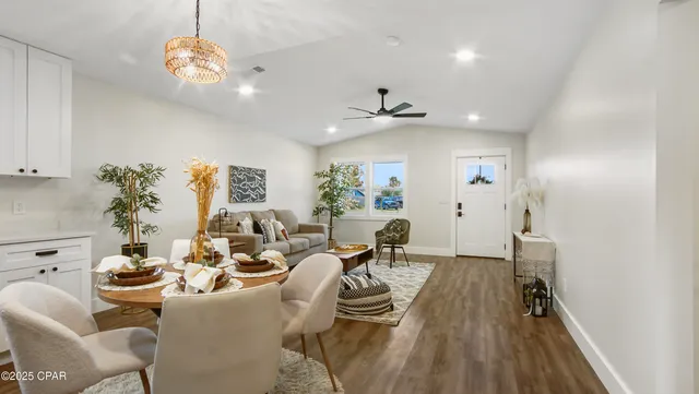 $275,000 | 2402 East 16th Court, Panama City, FL 32405