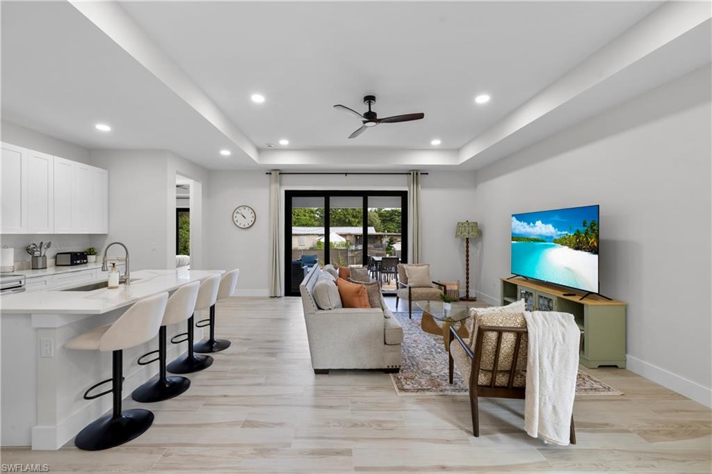2533 Storter Avenue Naples, FL 34112 - Photo 9 of 48