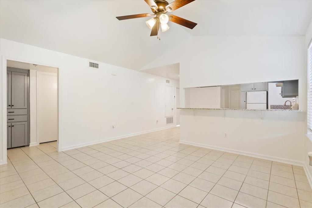 1120 Holt Avenue Waco, TX 76706 - Photo 7 of 25 an empty room with closet and windows