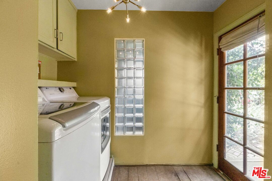 7033 Bothwell Road Reseda, CA 91335 - Photo 17 of 35 Gallery Image 17