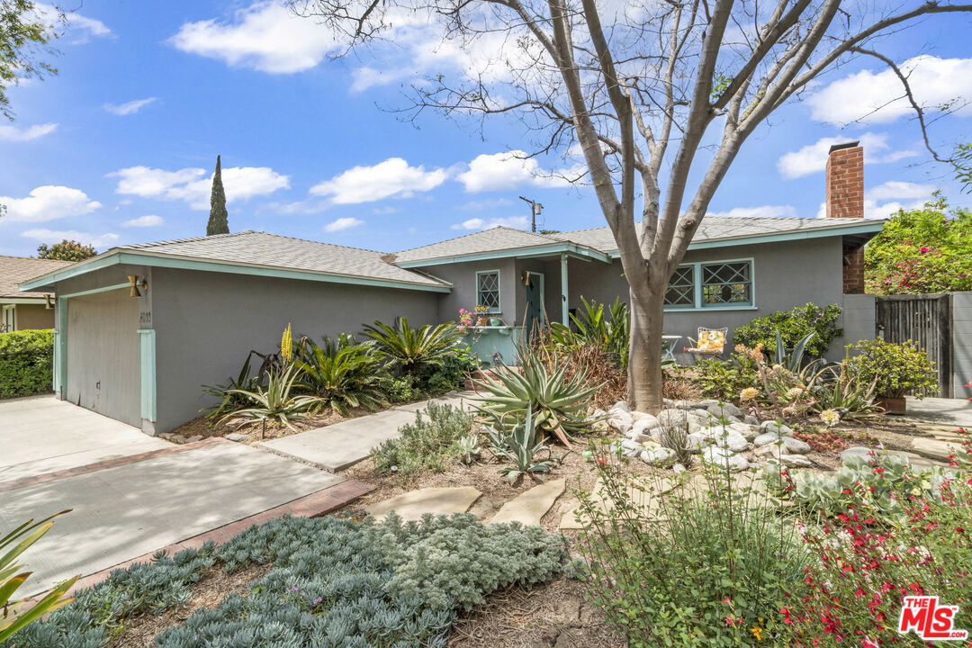 7033 Bothwell Road Reseda, CA 91335 - Photo 2 of 35 Gallery Image 2