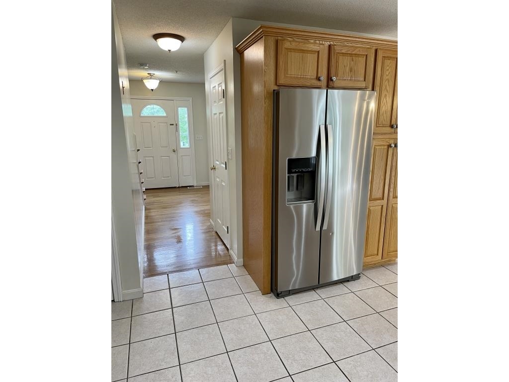 17 Ruth Circle Haverhill, MA 01832 - Photo 11 of 36 Gallery Image 11