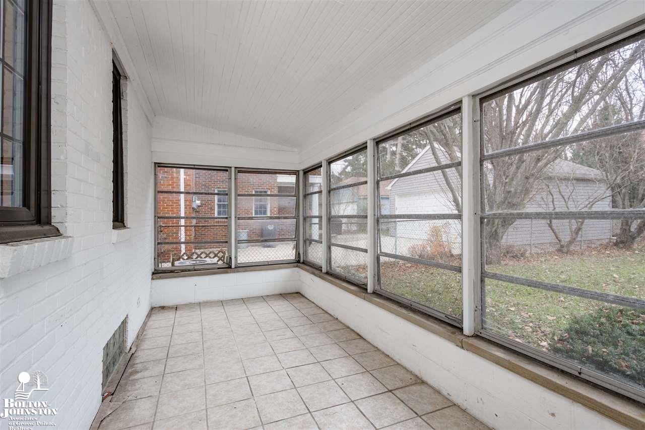 420 Cloverly Road Grosse Pointe Farms, MI 48236 - Photo 14 of 39