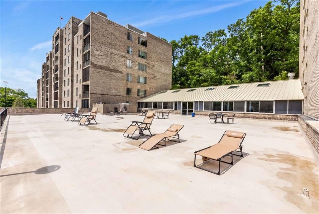 2160 Greentree Road, Unit 807W Pittsburgh, PA 15220 - Photo 28 of 30