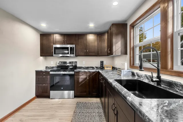 $349,900 | 620 North Michigan Street, De Pere, WI 54115