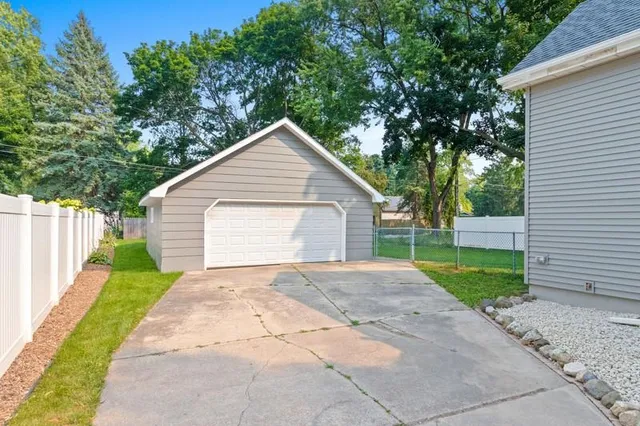 $349,900 | 620 North Michigan Street, De Pere, WI 54115