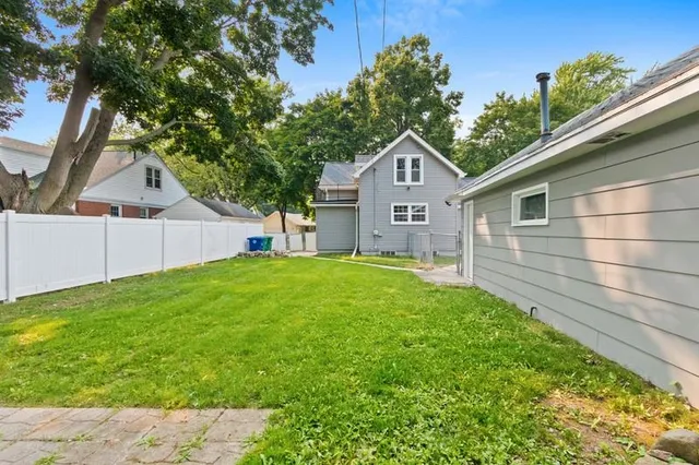 $349,900 | 620 North Michigan Street, De Pere, WI 54115