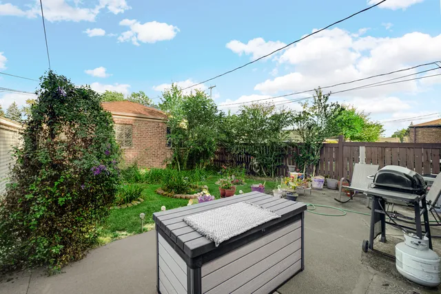 $257,000 | 10915 South Mackinaw Avenue, Chicago, IL 60617