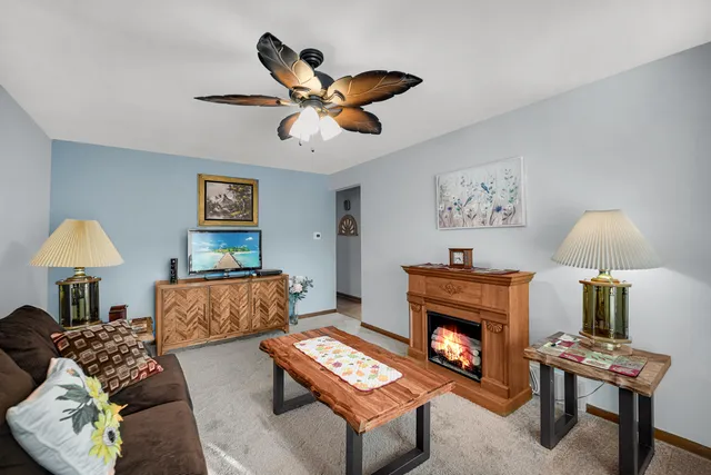 $257,000 | 10915 South Mackinaw Avenue, Chicago, IL 60617