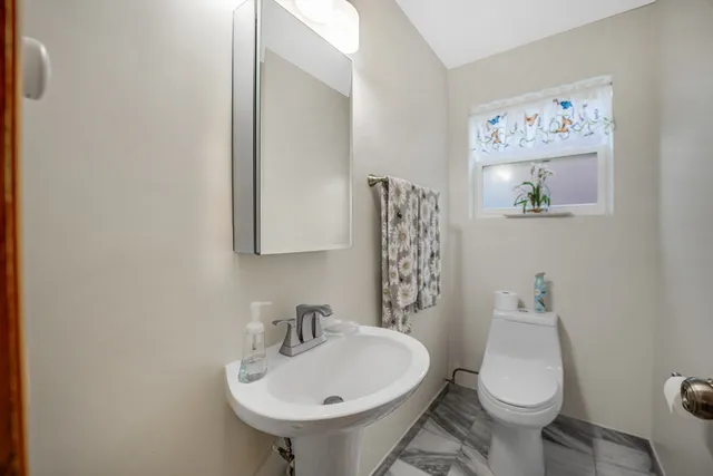 $257,000 | 10915 South Mackinaw Avenue, Chicago, IL 60617